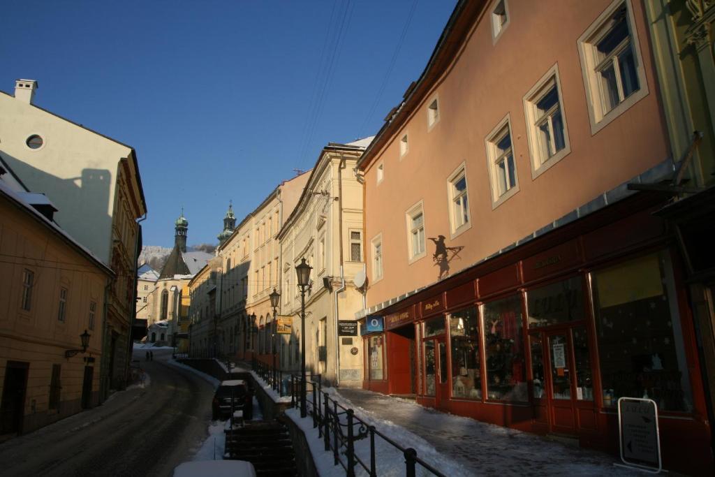 Apartamento Apartman Na Zlatom Dvore Banská Štiavnica Exterior foto